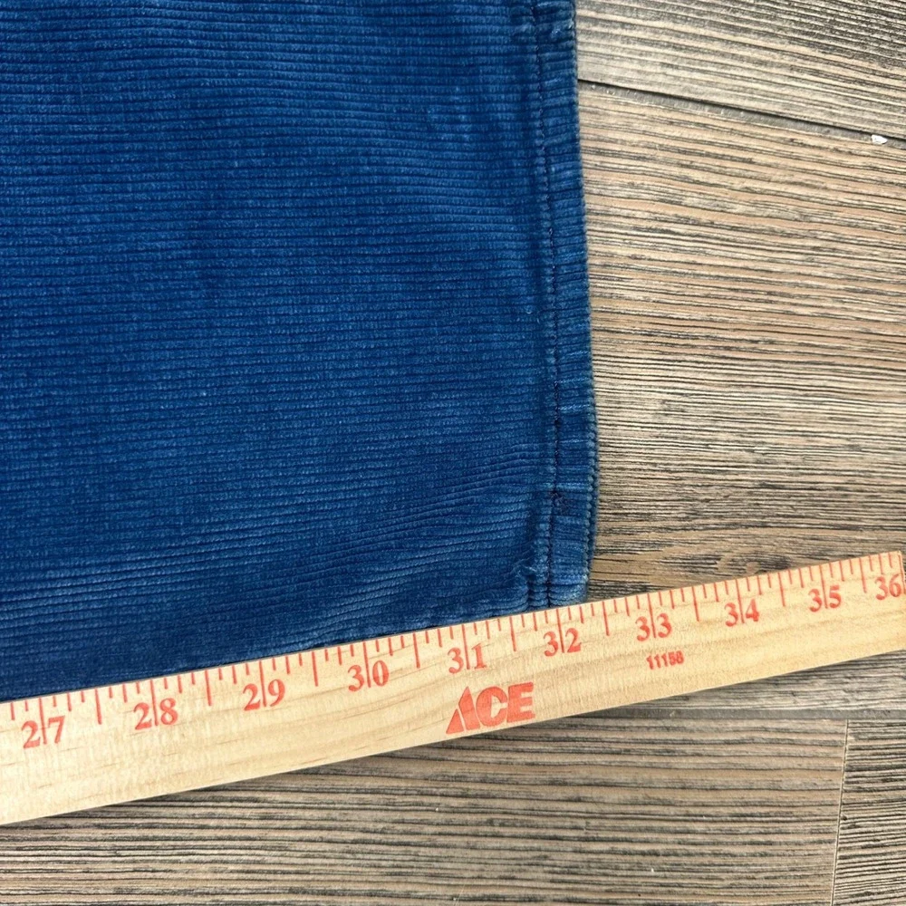 Levis Premium 568 Loose Straight Corduroy Pants Mens 31x34 Indigo Blue NEW